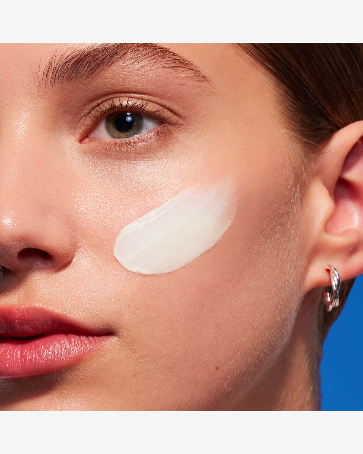 Blue Therapy Multi Defender SPF 25 Normal To Combination Skin