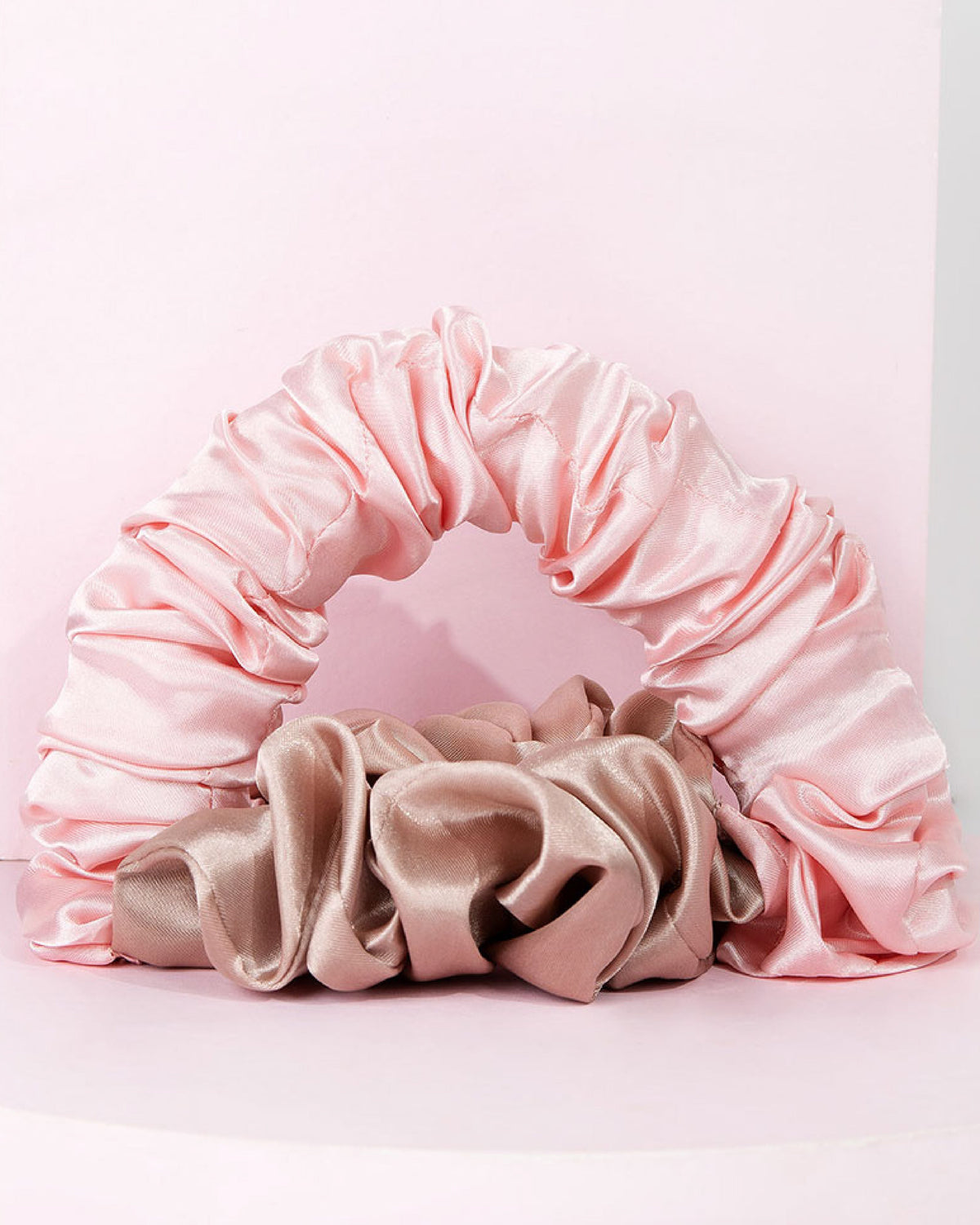Brushworks Heatless Curling Scrunchie