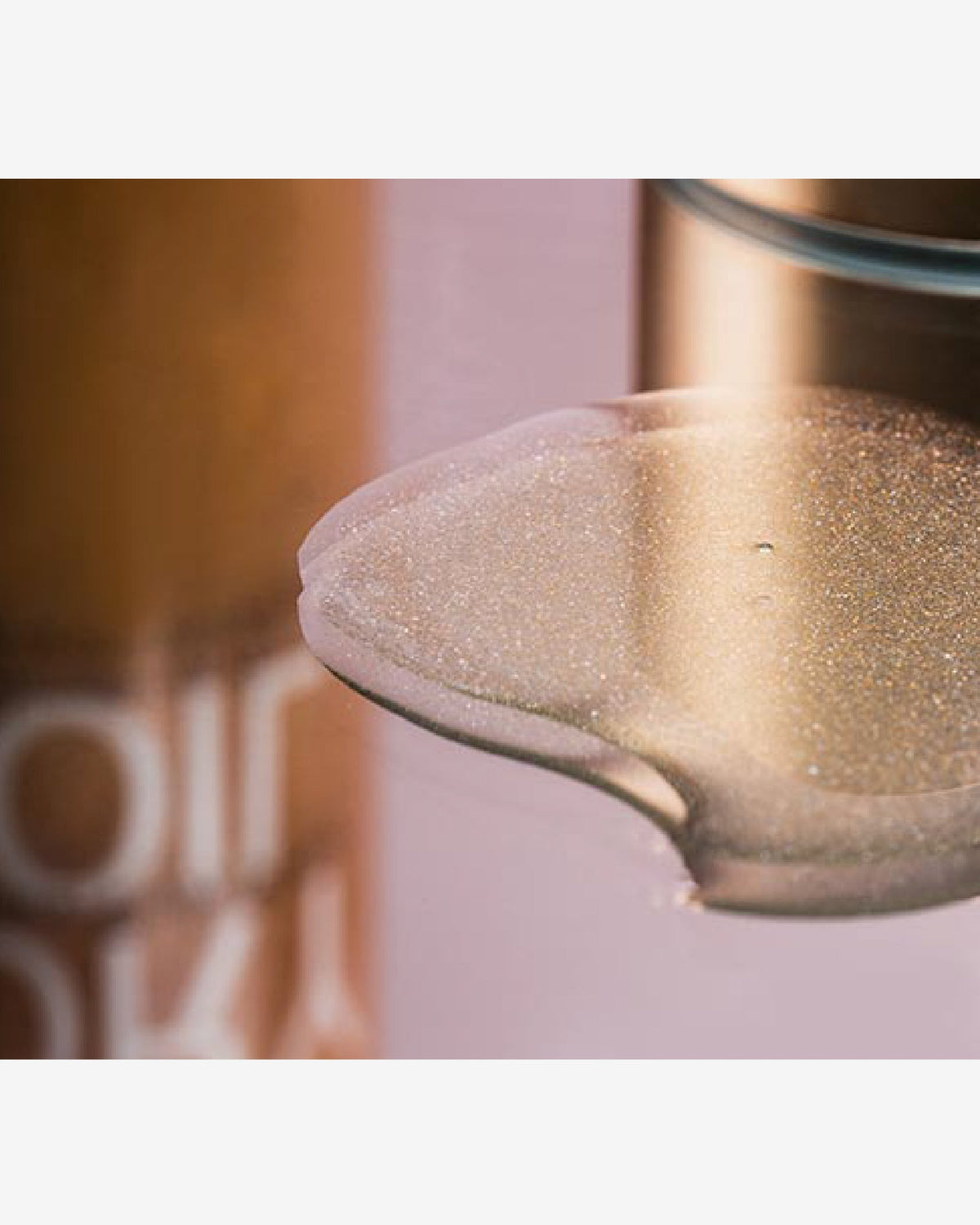 Shimmering Dry Oil